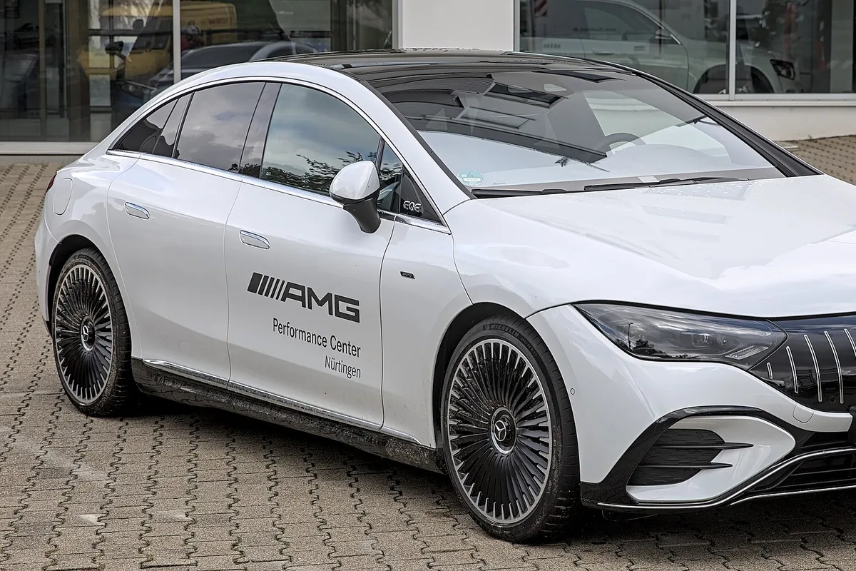 Mercedes-AMG EQE 43 4Matic