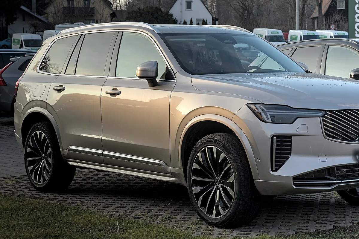 Volvo XC90 T8 Recharge